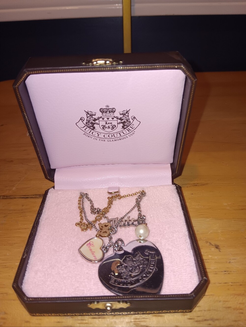 Juicy Couture Vintage Y2k Heart Necklace